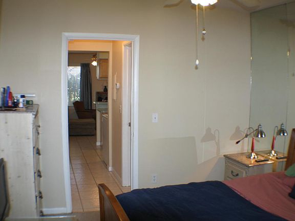 5th image of 410 S 1st St #A