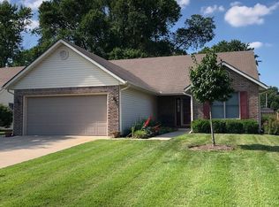 2364 Dutch Ln, Terre Haute, IN 47802