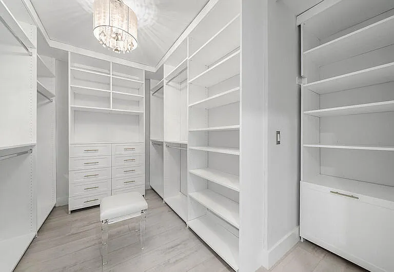 1733 Coral Gardens Dr — Photo 32