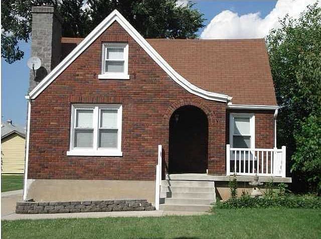 1st image of 2351 Fleet Ave
