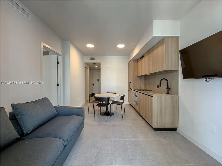 121 NE 5th St #2211 — Photo 9