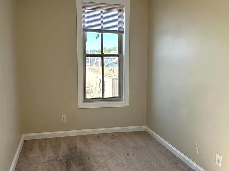 64 W Antietam St #10 — Photo 12