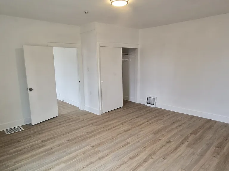 730 Indiana Ave #1 — Photo 10