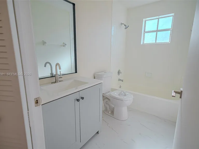 8630 SW 3rd St #102 — Photo 13