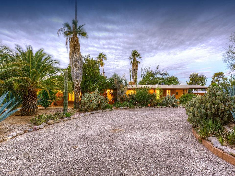 1st image of 1115 W San Martin Dr