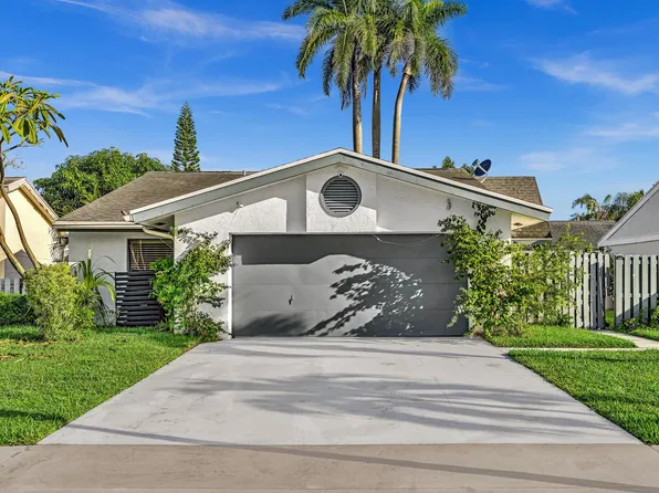 82 BAYTREE Circle, Boynton Beach, FL 33436