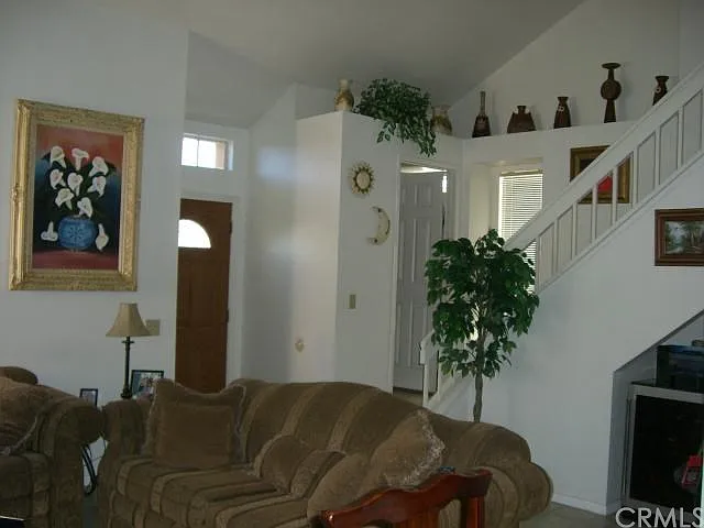 811 Fuchsia St — Photo 8