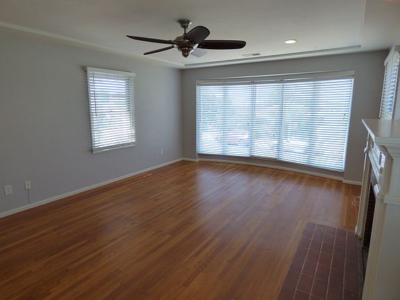 3rd image of 4861 Austin Dr
