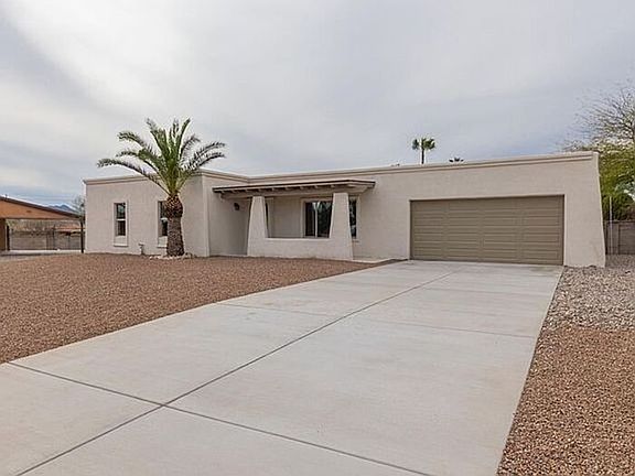 2nd image of 5225 N Whispering Hills Ln
