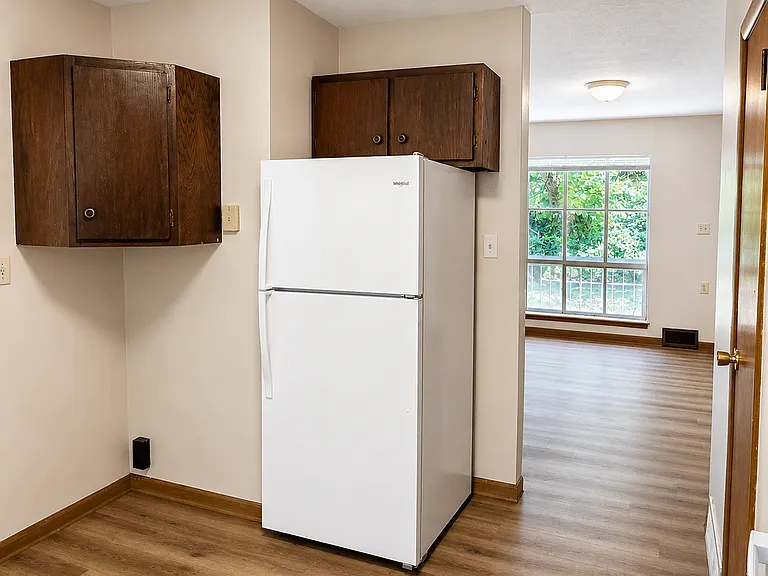 172 Macon Ave #4 — Photo 7