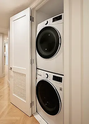 Rented by Manhattan Management Group | media 15