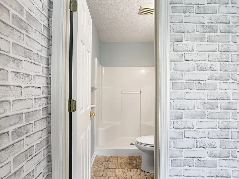 211 Edgewater Rd #36 — Photo 13