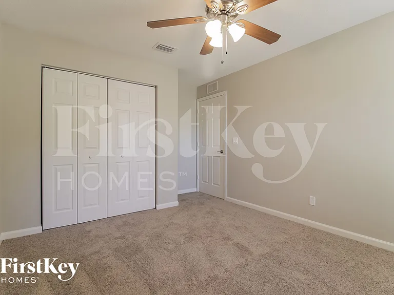 1099 Braddock Ave SE — Photo 14