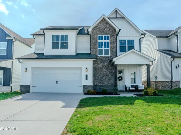 12615 Midland Pass St, Knoxville, TN 37932