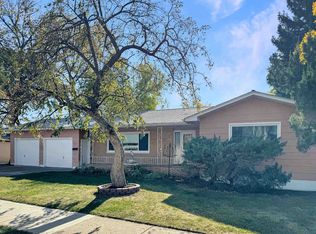 315 9th Ave SW, Minot, ND 58701