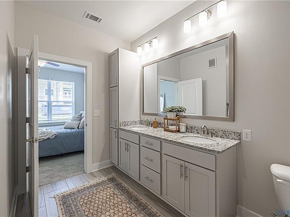 3rd image of 10526 Stony Bluff Dr #203