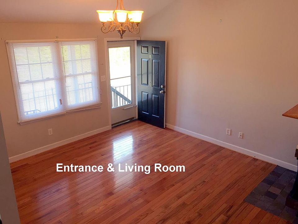 ENTRANCE AND LIVING ROOM