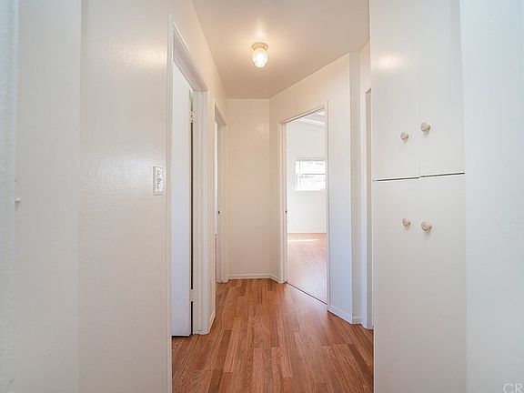 4th image of 736 W Avenue H11