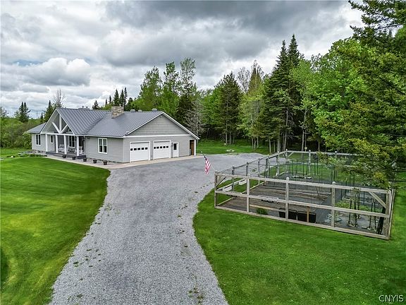 2nd image of 4361 Meyer Rd