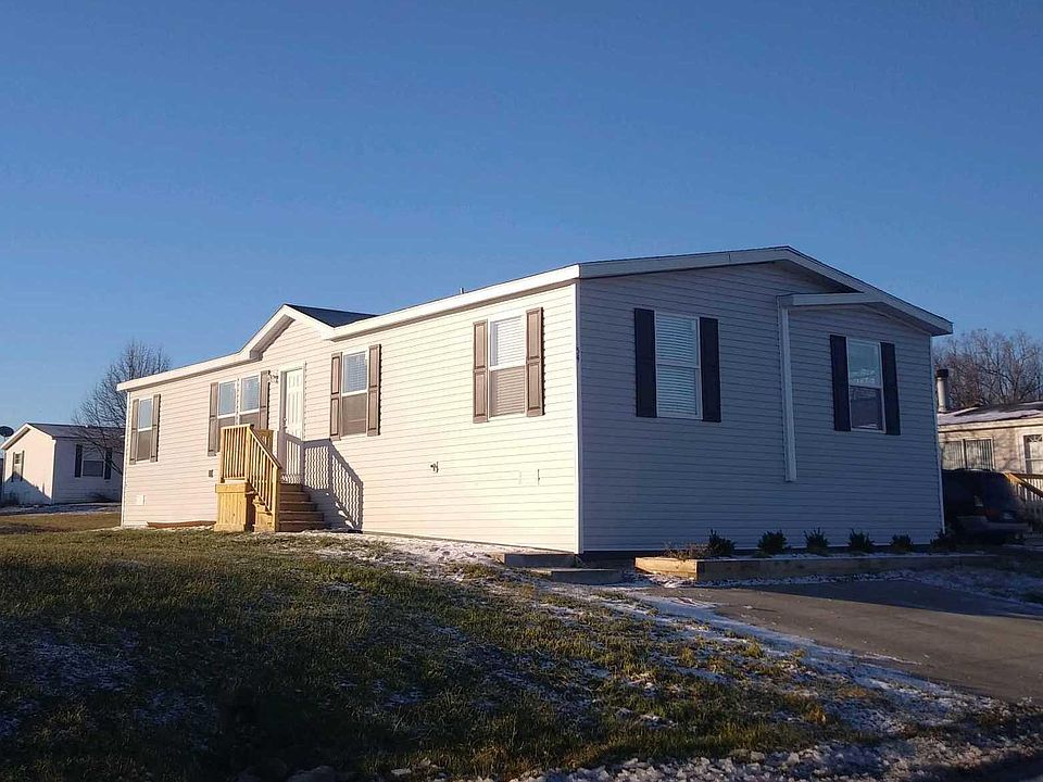 1st image of 54 White Pine Dr