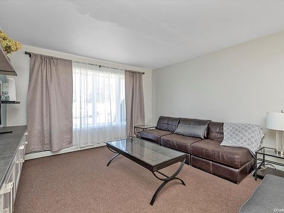 4th image of 2680 Shirley Ln