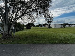 866 Yacht Club Way NW, Moore Haven, FL 33471