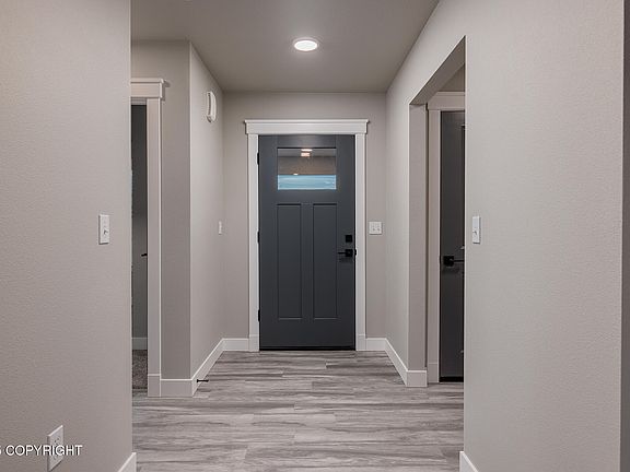 4th image of 2445 N Cottage Hill Dr