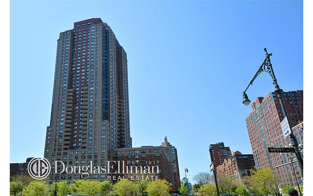 Rented by Douglas Elliman | media 11