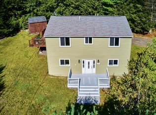 91 N Shore Dr, Gray, ME 04039