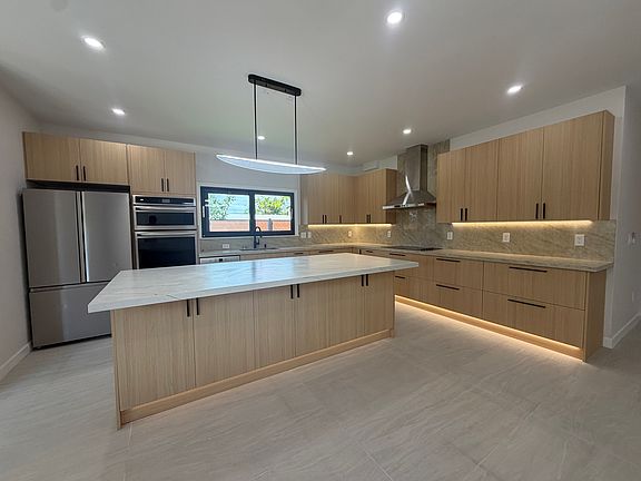4th image of 1229 Kukila St