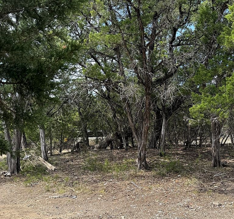 2nd image of 108 Branding Iron Rd