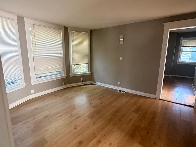 871 Oak St #1 — Photo 5