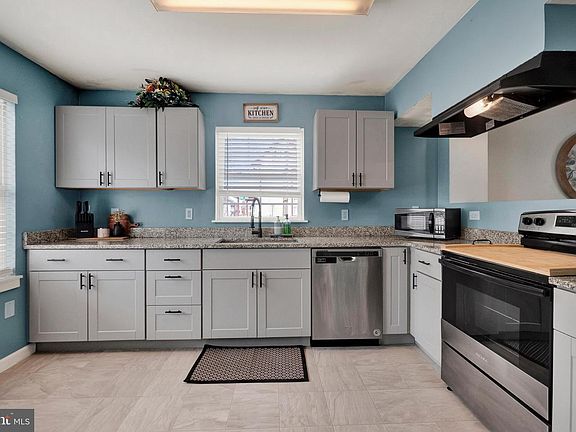 5th image of 205 N Cannon Ave