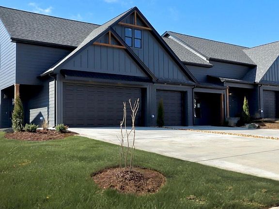 3rd image of 3216 Green Turtle Ln NE