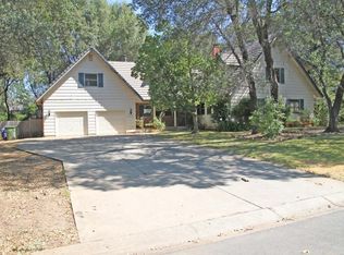 2480 Templeton Dr, Redding, CA 96002