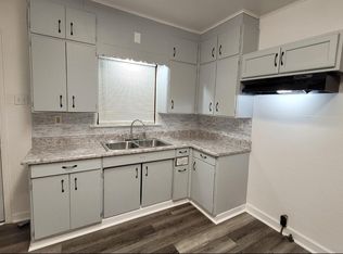 1933 Colfax Ave APT 1, Benton Harbor, MI 49022
