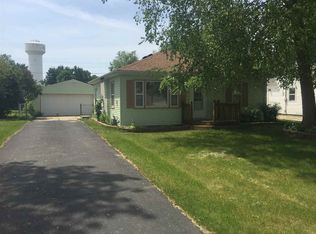 288 E Gilbert Dr, Elk Run Heights, IA 50707