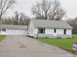921 Polk St, Danville, IL 61832