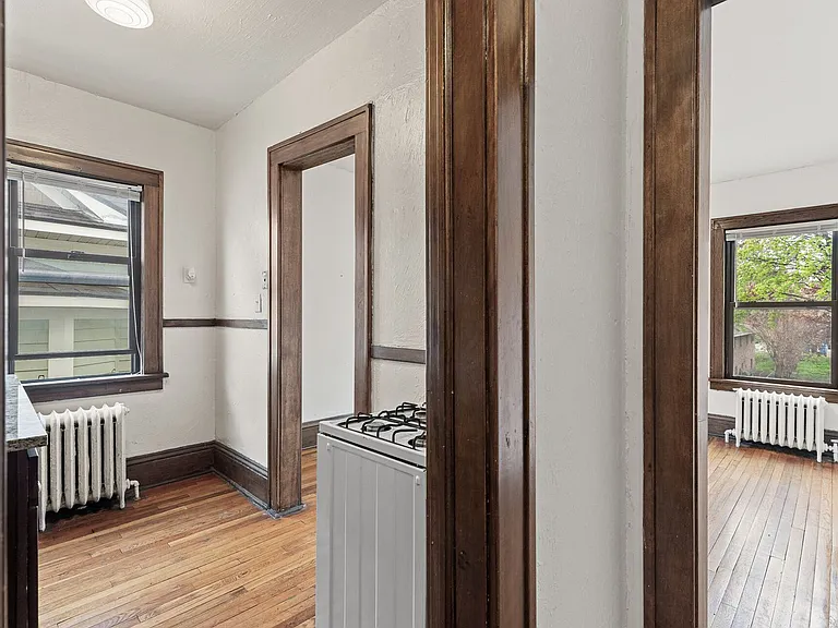 3121 Girard Ave S — Photo 13