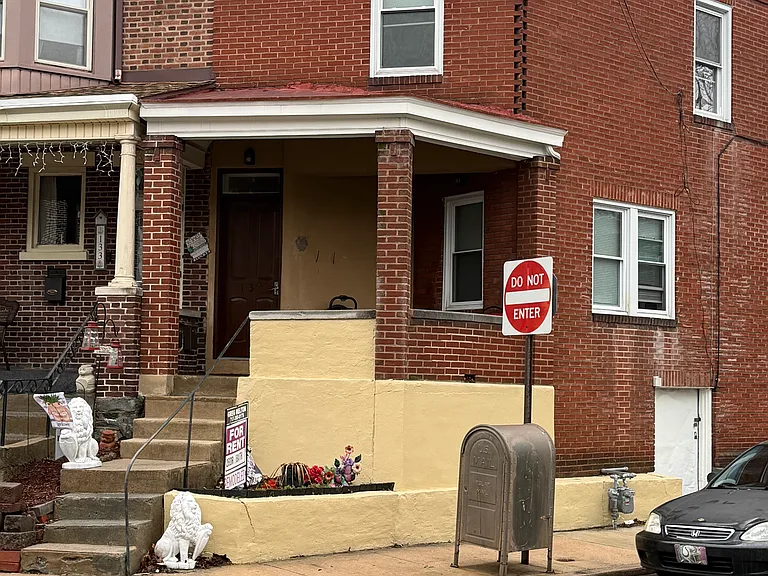 135 E Ross St #2F — Photo 14