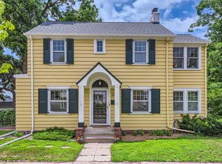 247 Finn St S, Saint Paul, MN 55105