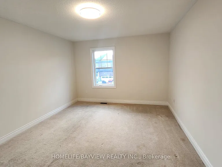 1263 Peelar Cres — Photo 22