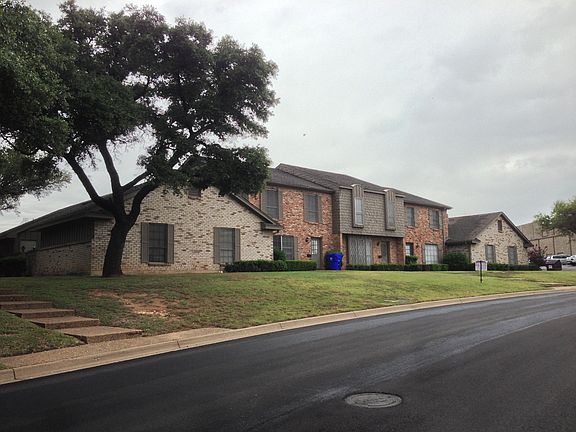 4th image of 6907 Harvey Dr