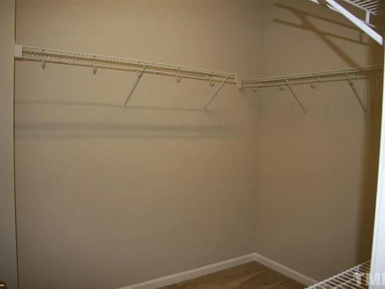 1536 Alemany St — Photo 18