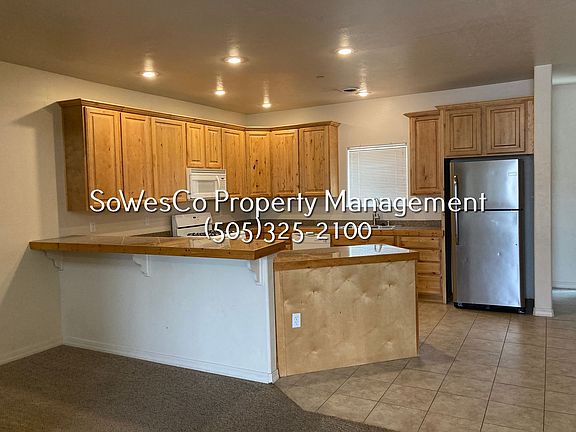 2nd image of 3896 N Butler Ave Unit 208