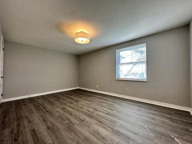 4350 Coleridge St — Photo 10