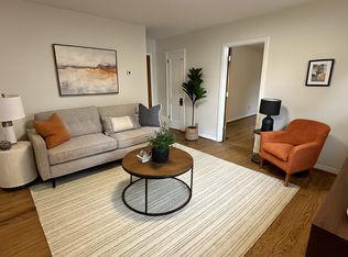 2458 Duck Creek Rd FLOOR 2, Cincinnati, OH 45212