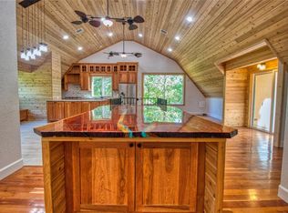 8026 Hills Pkwy, Montgomery, TX 77316