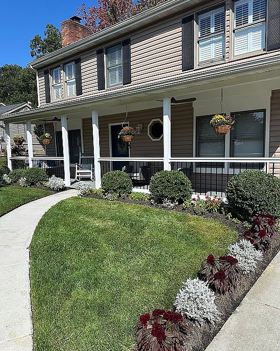 1st image of 513 Delos Dr