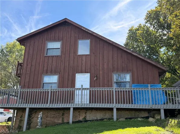 845 Bacon Ave, East Palestine, OH 44413